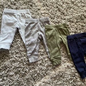 Like new Gerber baby pants. Size 0-3